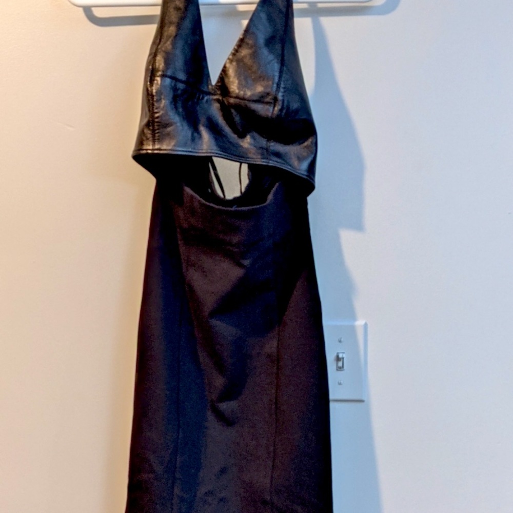🖤 Marciano Bodycon Pencil Dress 🖤